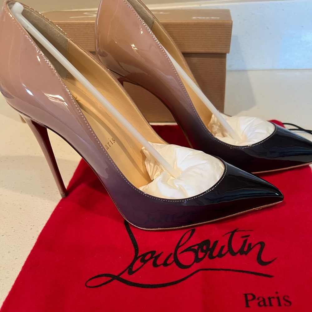 Never worn Christian Louboutin PIGALLE FOLLIES 100 PATENT DEGRADE
